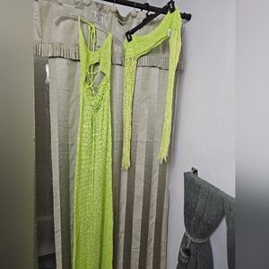 FASHIONOVA KNIT DRESS WITH SHOULDER SHAWL